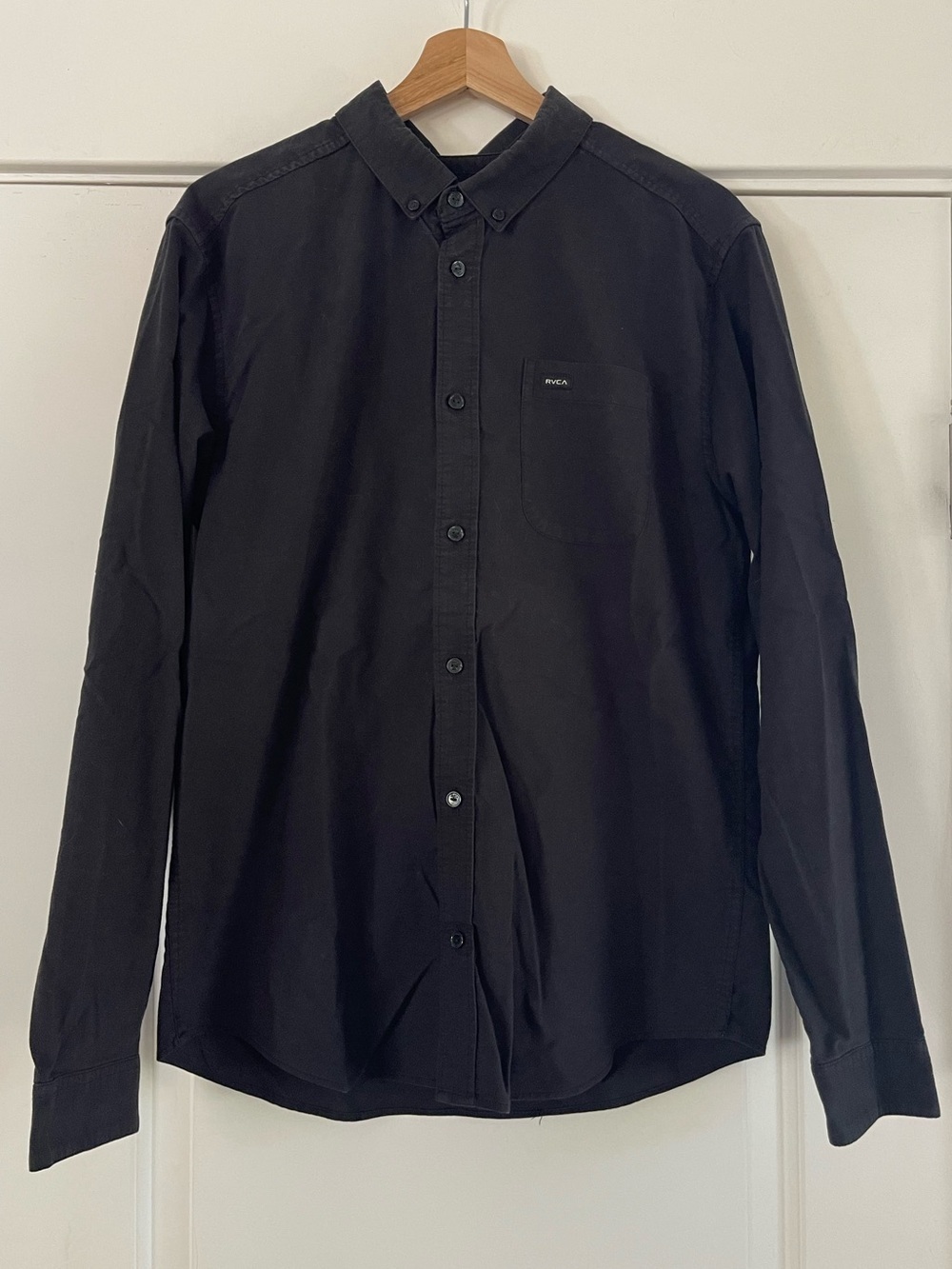 RVCA Slim Fit Black Button Up - M
